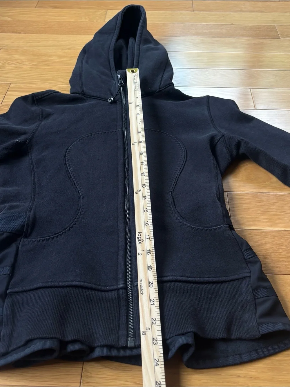 Lululemon limited edition Scuba Hoodie Ruffled Up Peplum Hiver Size 6 Rare 2013